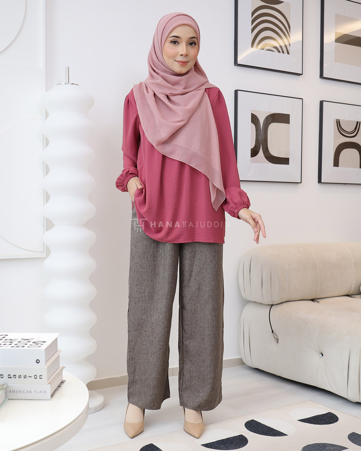 Relax Pants in Light Brown – Hana Tajuddin