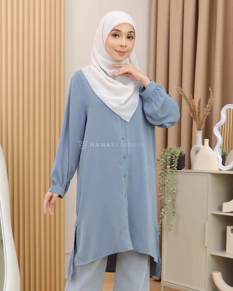 RUBII Long Top in Dusty Blue