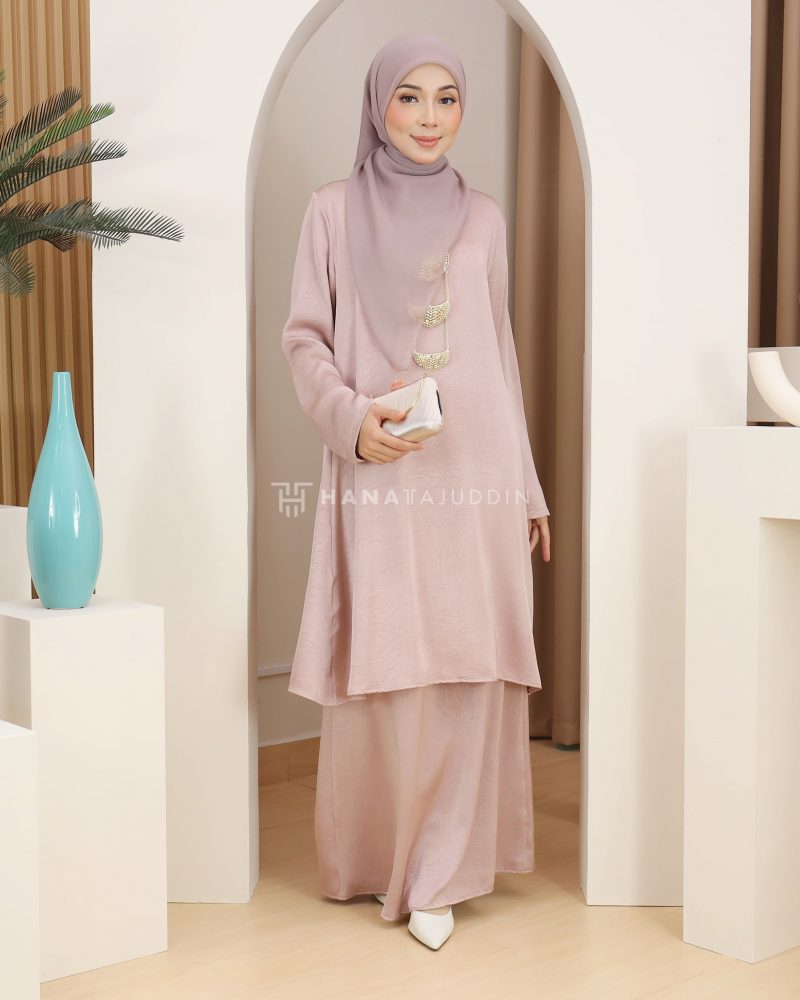 Kurung Srikandi in Dusty Pink - Image 2