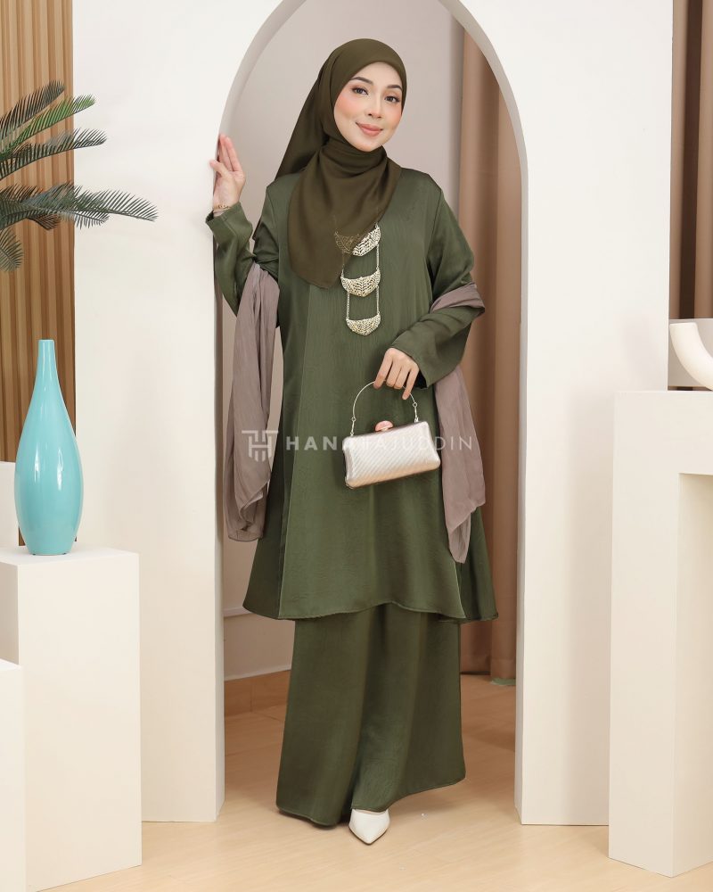 Kurung Srikandi in Olive Green - Image 2