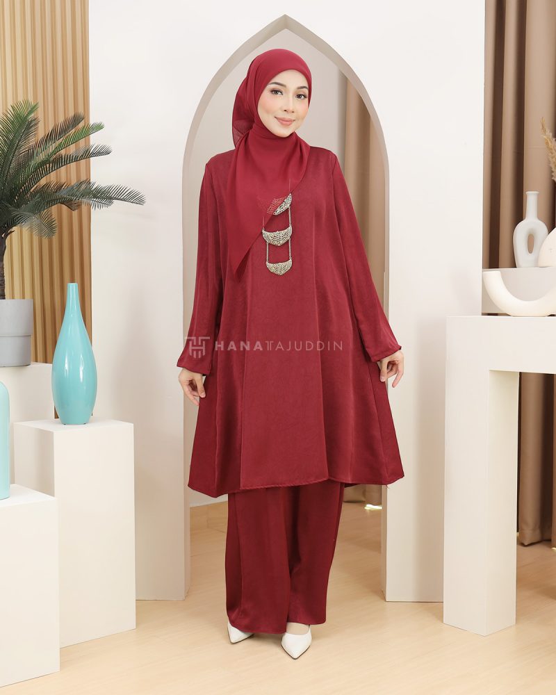 Kurung Srikandi in Maroon - Image 4