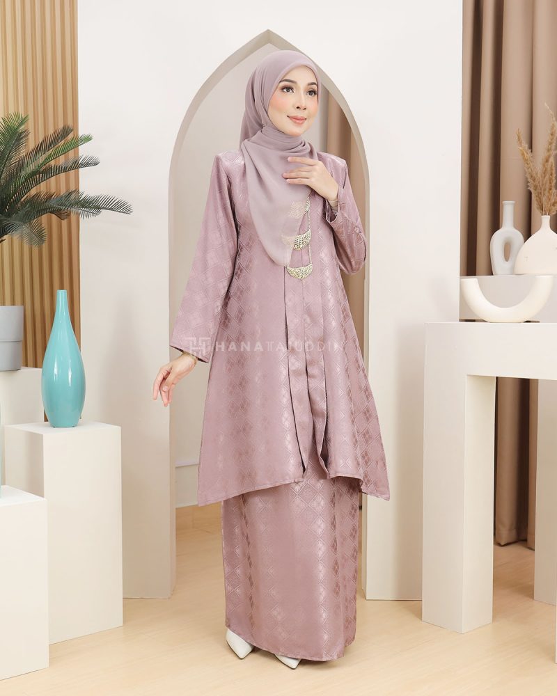 Kebarung Mahsuri in Dusty Rose - Image 4