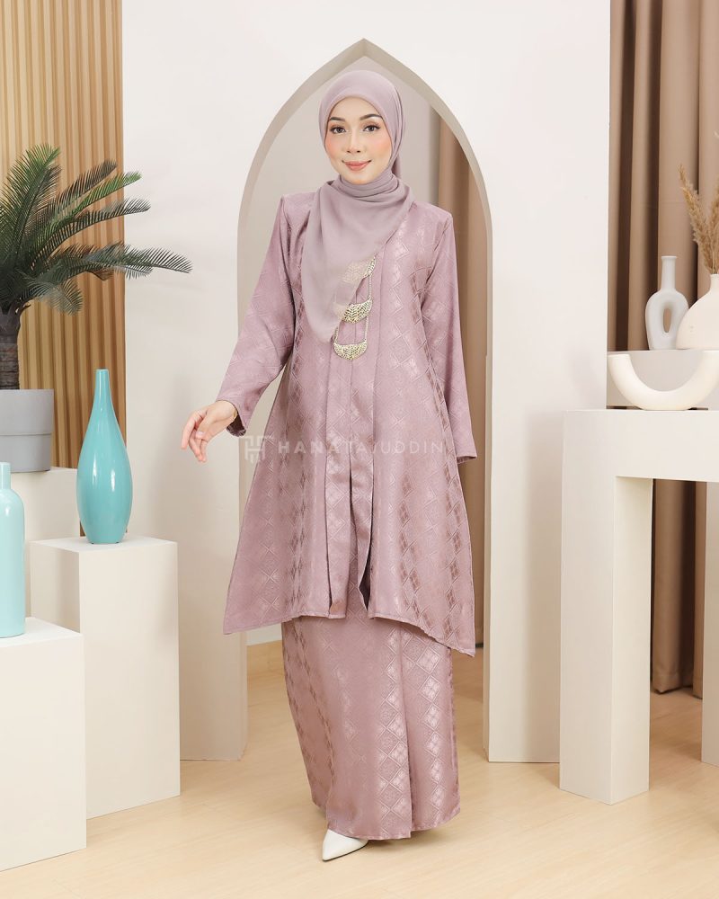 Kebarung Mahsuri in Dusty Rose - Image 3