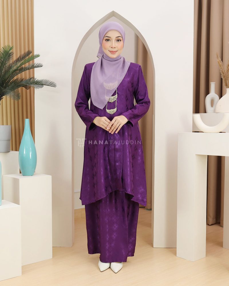 Kebarung Mahsuri in Royal Purple - Image 6