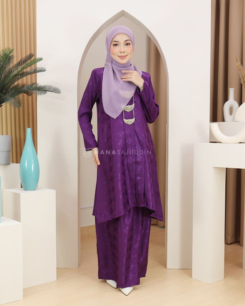 Kebarung Mahsuri in Royal Purple - Image 4