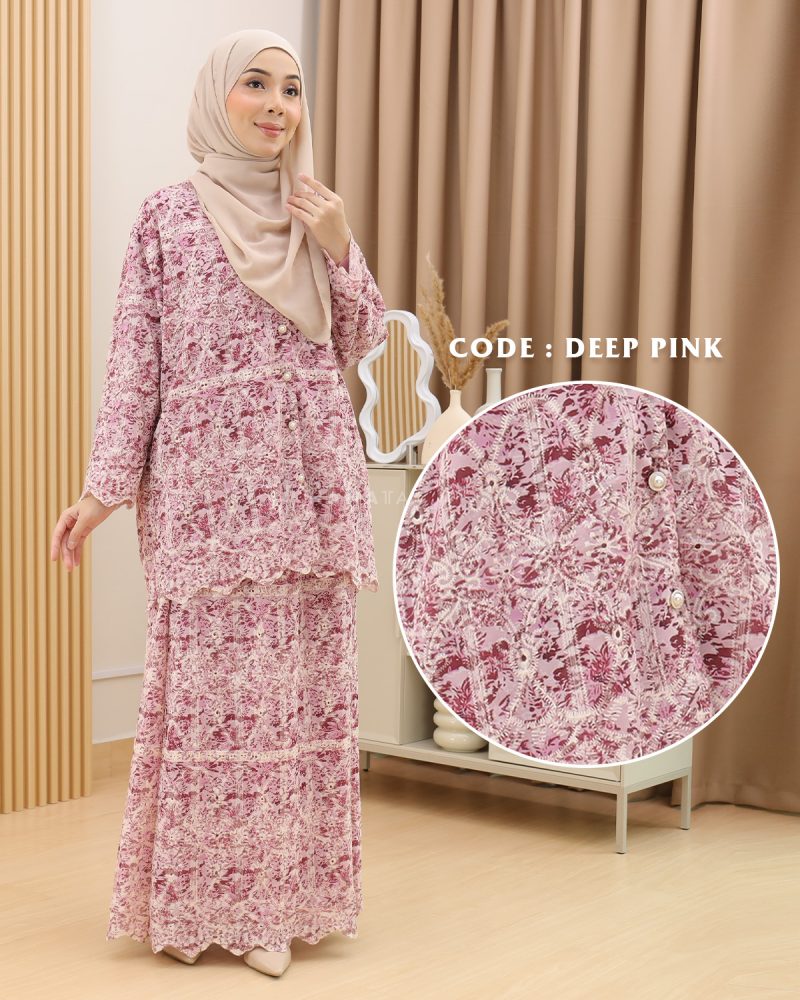 Kurung Maya in Deep Pink - Image 5