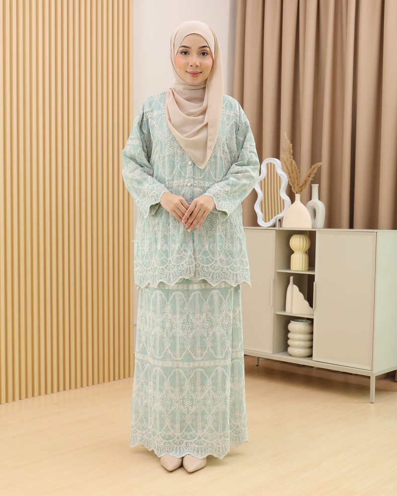 Kurung Maya in Sage Green - Image 4
