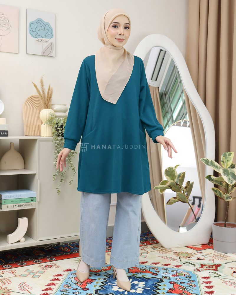 Aiira Top 4.0 in Teal Blue - Image 2