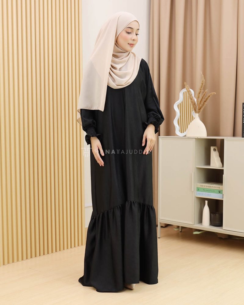 Minaa Abaya in Black - Image 3