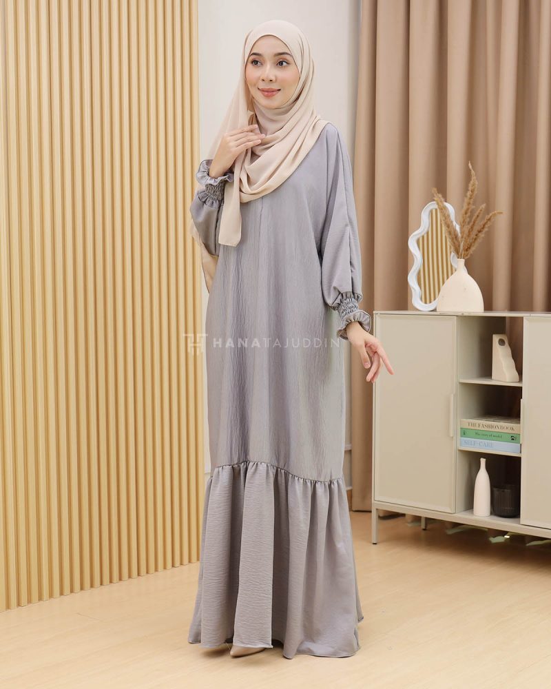Minaa Abaya in Ash Grey - Image 3