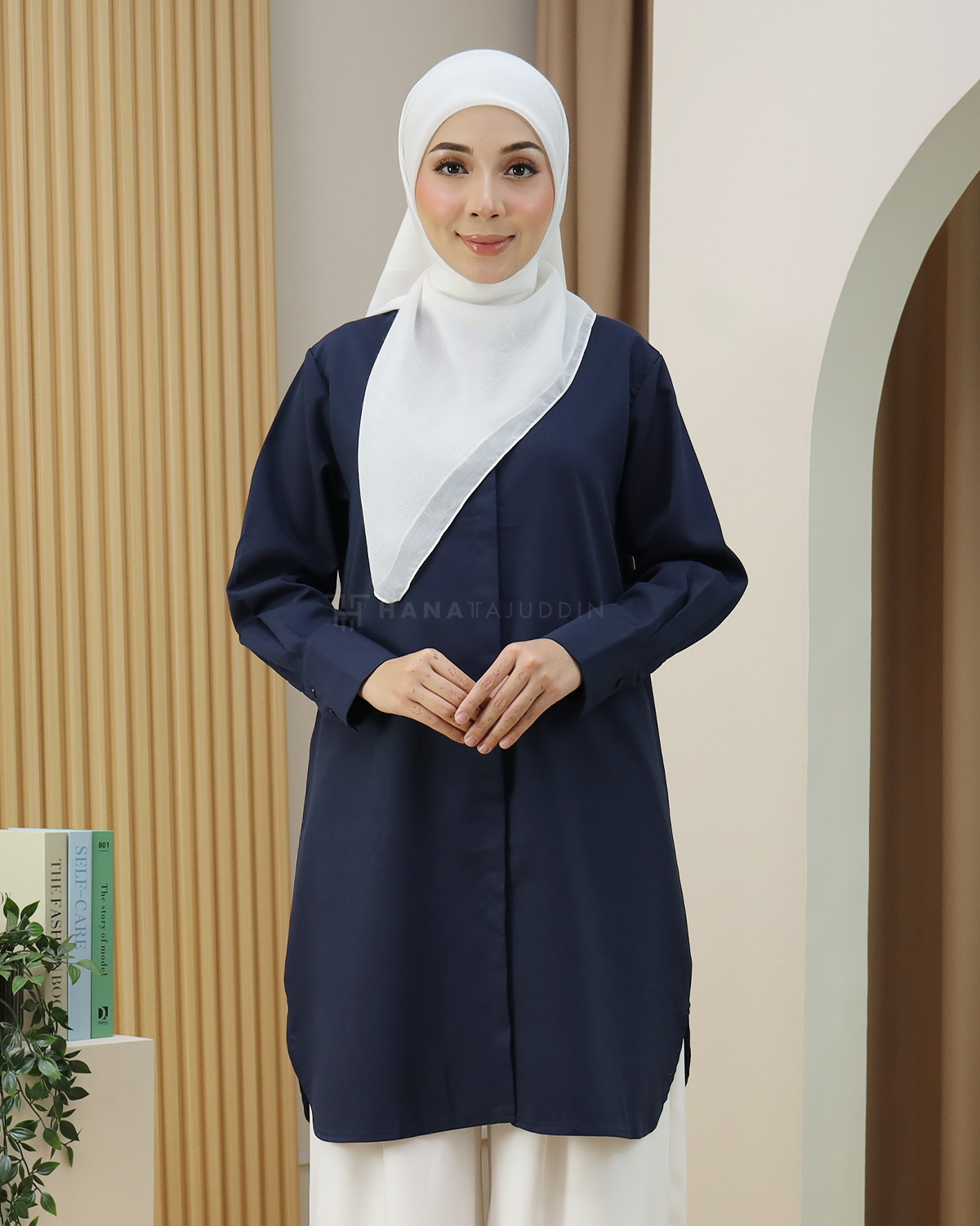 Edora Top in Navy Blue - Image 5